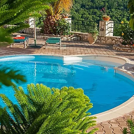 Villa Fantasia *